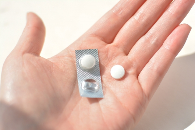 薬に頼り続けない頭痛ケア｜鍼灸で体質から整える方法