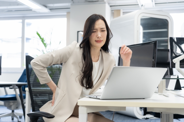 腰痛の原因は腰じゃないケースが多い理由｜整骨院が全身を見る訳